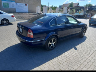 Volkswagen Passat foto 2