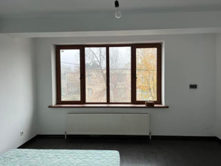 Duplex în 3 nivele sec. Botanica mun. Chișinău foto 7