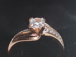 Женское золотое кольцо 585 пробы. Inel din aur 585. foto 4