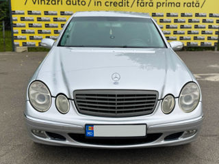 Mercedes E-Class foto 2