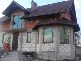 Casa -10 km de la Chisinau-  in Budestii Noi. foto 4