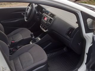 KIA Rio foto 5