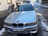 BMW 5 Series foto 10