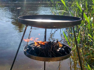 Сковорода из металлического диска с подставкой для огня, с крышкой 50 см доставка по Молдове Садж ск