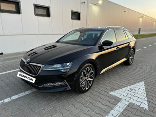 Skoda Superb foto 3