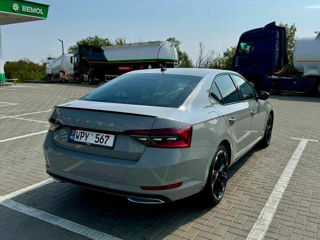 Skoda Superb foto 3