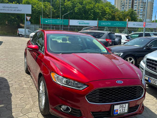 Ford Fusion foto 6