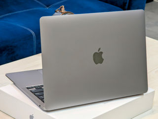 MacBook Air Retina 2020 (Apple M1/8Gb Ram/256Gb SSD/36 Cycles/13.3" Retina) foto 7