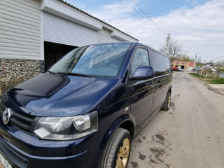 Volkswagen Caravelle foto 7