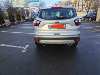 Ford Kuga foto 8