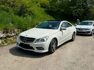 Mercedes E-Class Coupe foto 8