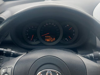 Toyota Rav 4 foto 3