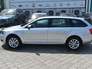 Skoda Octavia foto 1