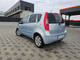 Mitsubishi Colt foto 6