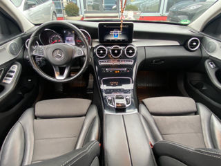 Mercedes C-Class foto 9