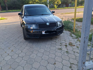 Skoda Superb foto 2