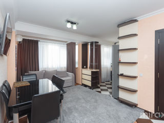 Apartament cu 3 camere, 73 m², Poșta Veche, Chișinău foto 2