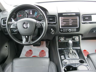 Volkswagen Touareg foto 9