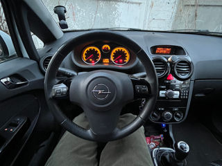 Opel Corsa foto 5