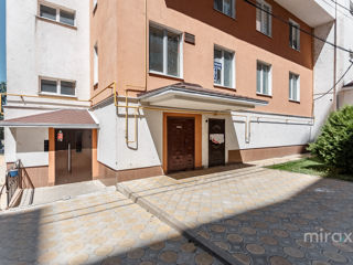 Apartament cu 3 camere, 130 m², Râșcani, Chișinău foto 15