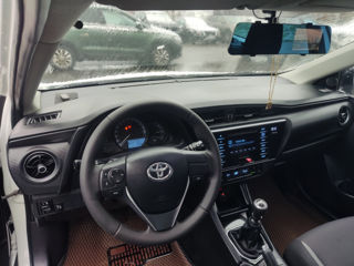 Toyota Auris foto 10