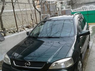 Opel Astra foto 8