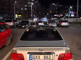 BMW 3 Series foto 8