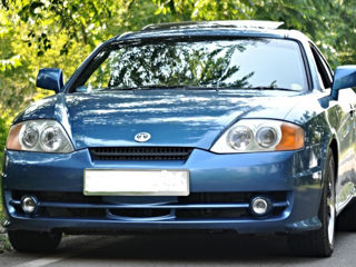 Hyundai Coupe foto 2