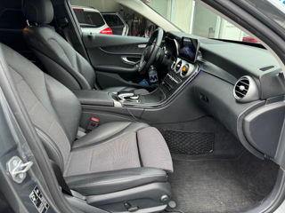 Mercedes C-Class фото 17