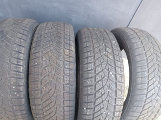 215 60 R17 Goodyear foto 1