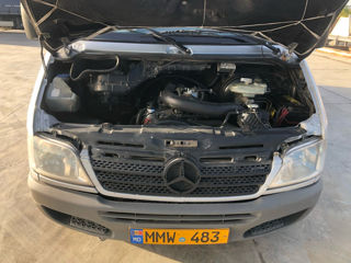 Mercedes Benz 313 foto 9