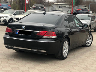 BMW 7 Series foto 4