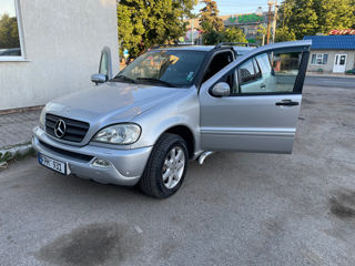 Mercedes M-Class foto 8