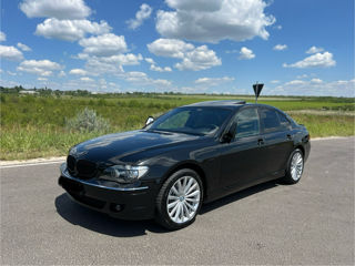 BMW 7 Series foto 1