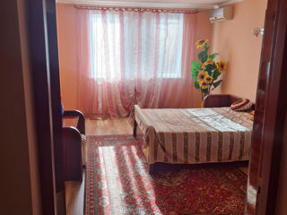 Apartament cu 2 camere, 75 m², Poșta Veche, Chișinău foto 8