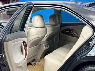 Toyota Camry фото 7