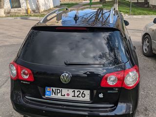 Volkswagen Passat foto 3