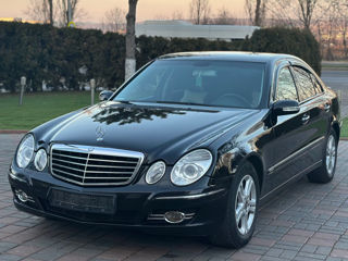 Mercedes E-Class foto 2