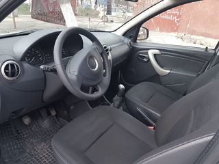 Dacia Sandero foto 7