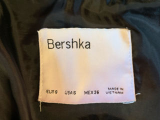 Scurtă puffer Bershka, Mărimea: S Пуховик Bershka, размер: S foto 2