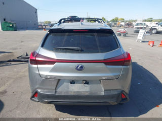 Lexus UX foto 7