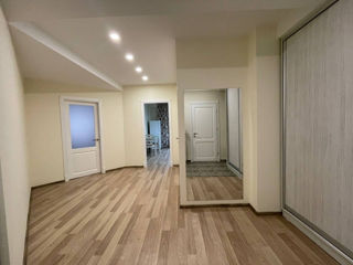 Apartament cu 1 cameră, 62 m², Centru, Chișinău foto 3