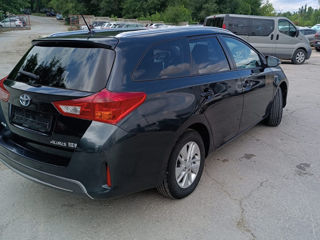 Toyota Auris foto 5