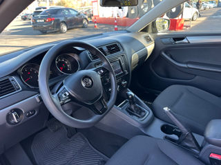 Volkswagen Jetta foto 11