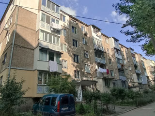 Apartament cu 2 camere, 45 m², Botanica, Chișinău foto 10