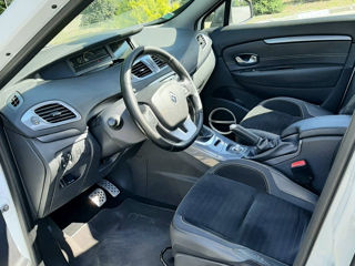 Renault Scenic foto 2