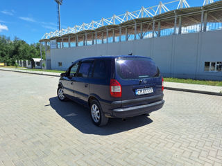 Opel Zafira foto 3