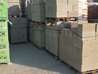 Blocuri fs 4 fs 3 beton schimb pe auto foto 4