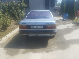 Audi 100 foto 3