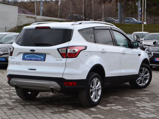 Ford Kuga foto 4